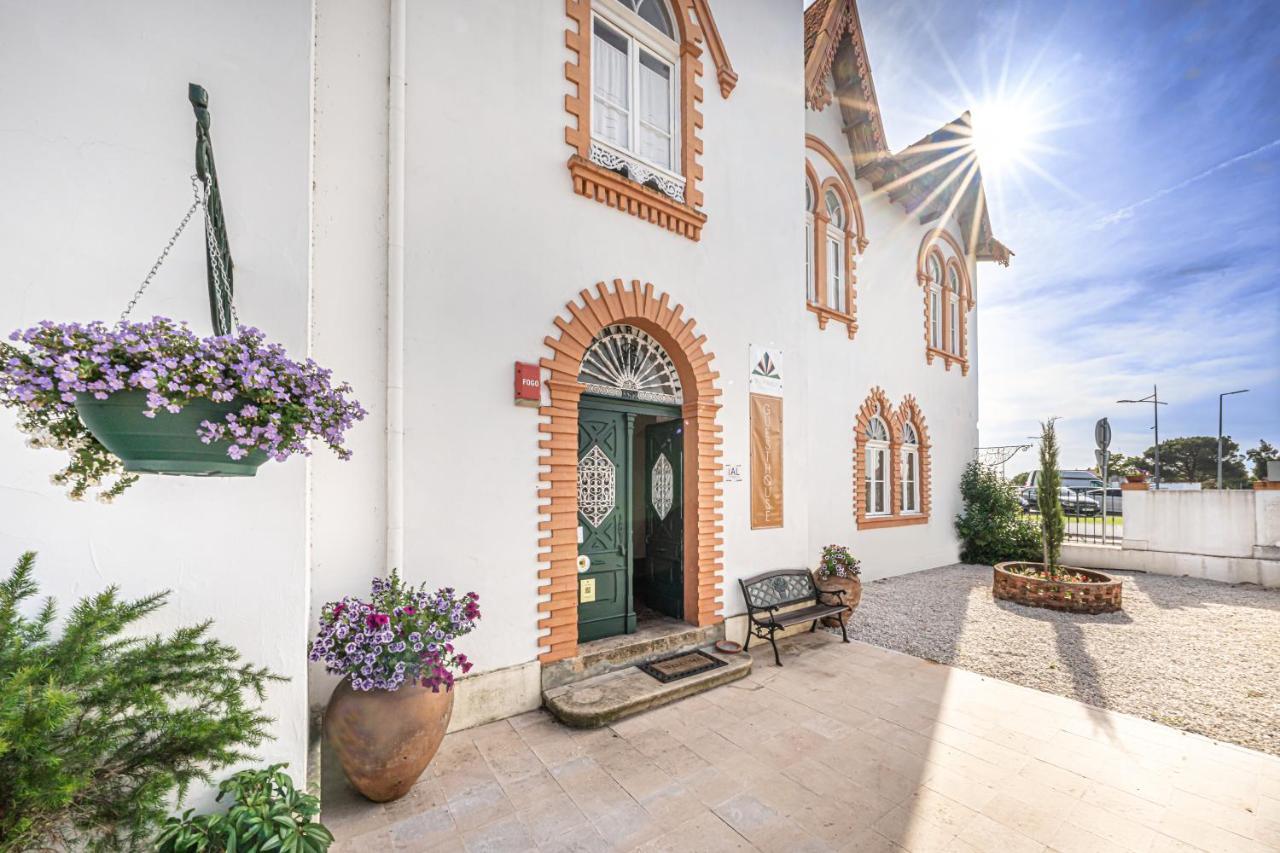 Dona Amelia Hostel Abrantes Buitenkant foto